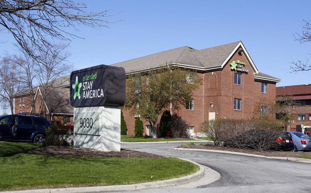 Suburban Studios Indianapolis Northwest - College Parks Eksteriør bilde